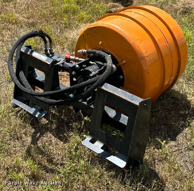 image for item DX0886 2024 LandHonor skid steer cement mixer