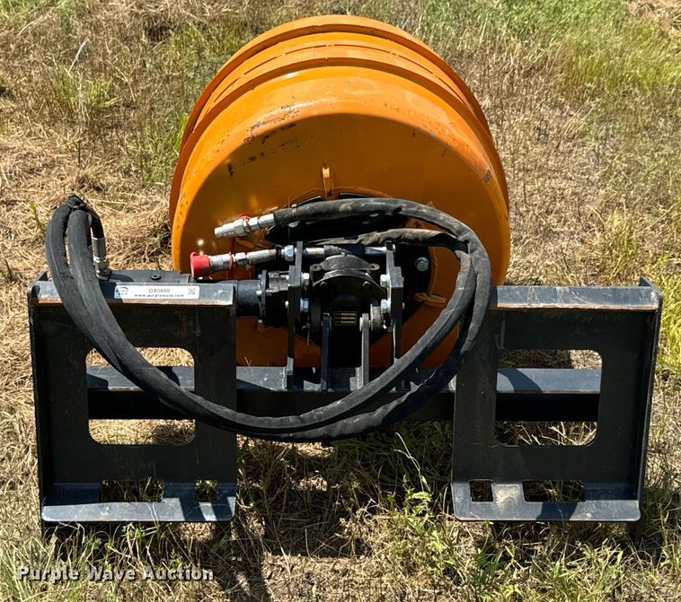 image for item DX0886 2024 LandHonor skid steer cement mixer