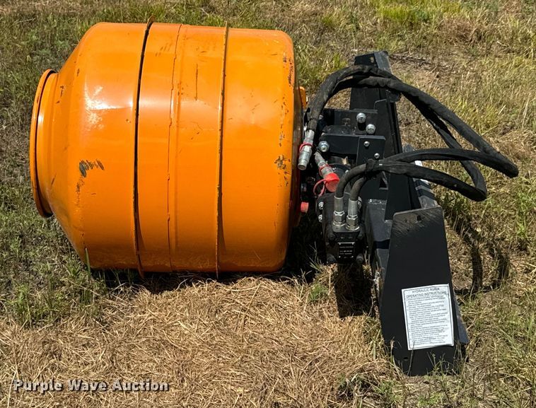 image for item DX0886 2024 LandHonor skid steer cement mixer