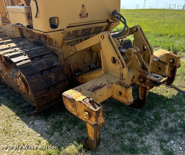 image for item DX3455 1975 Caterpillar  D6C dozer