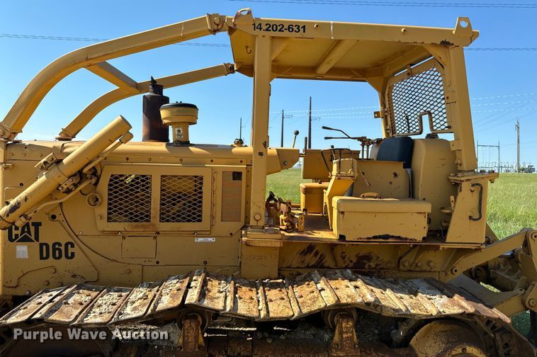 image for item DX3455 1975 Caterpillar  D6C dozer