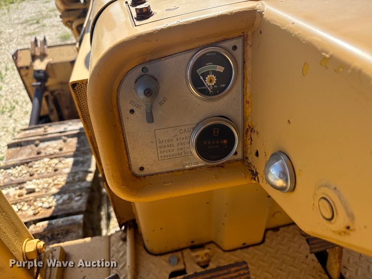 image for item DX3455 1975 Caterpillar  D6C dozer