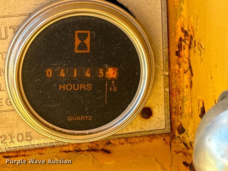 image for item DX3455 1975 Caterpillar  D6C dozer