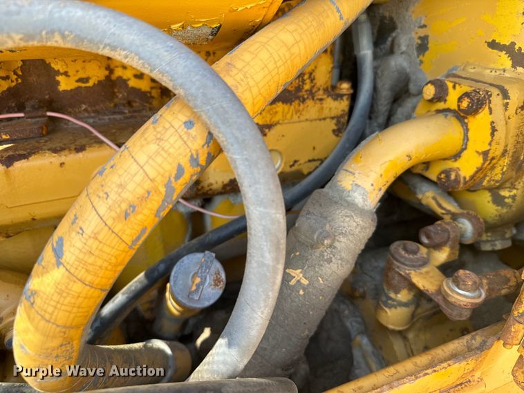 image for item DX3455 1975 Caterpillar  D6C dozer