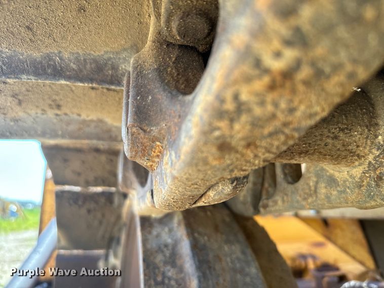 image for item DX3455 1975 Caterpillar  D6C dozer