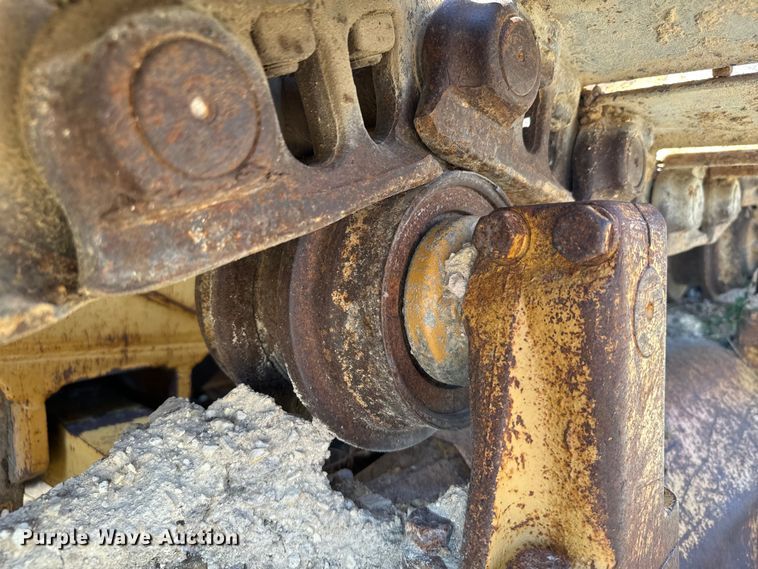 image for item DX3455 1975 Caterpillar  D6C dozer