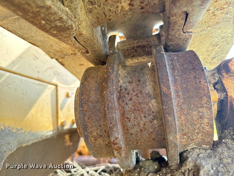 image for item DX3455 1975 Caterpillar  D6C dozer