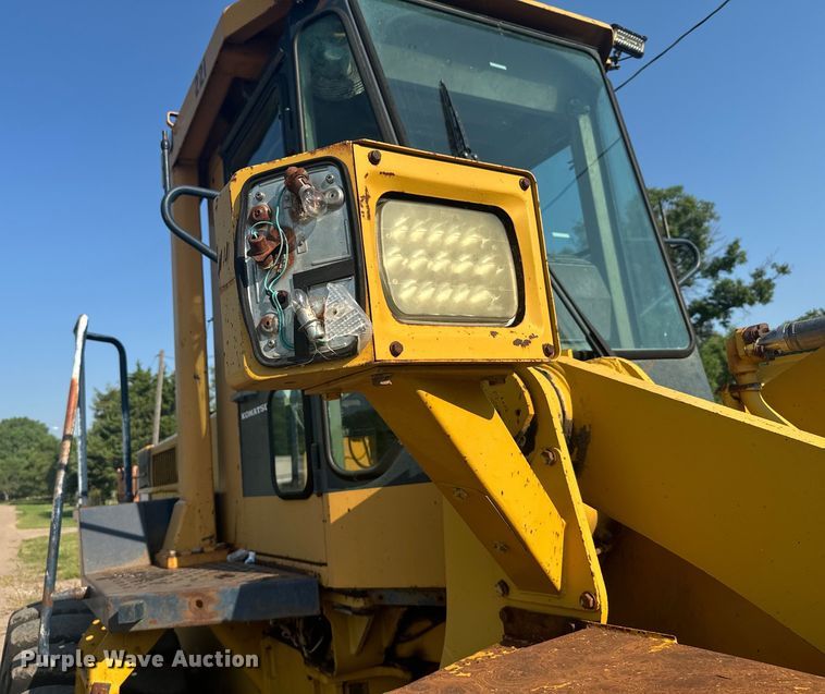 image for item DX3460 1987 Komatsu WA450-1 wheel loader