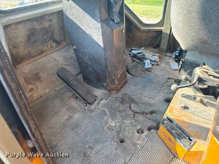 image for item DX3460 1987 Komatsu WA450-1 wheel loader