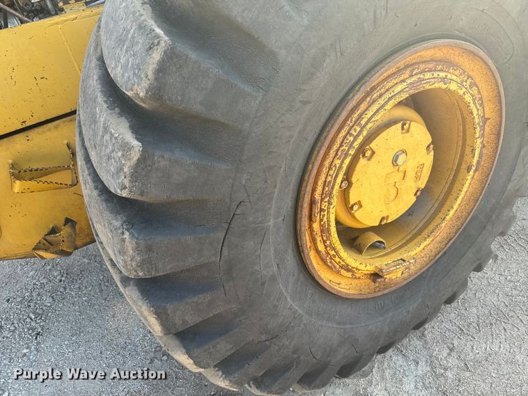 image for item DX3460 1987 Komatsu WA450-1 wheel loader