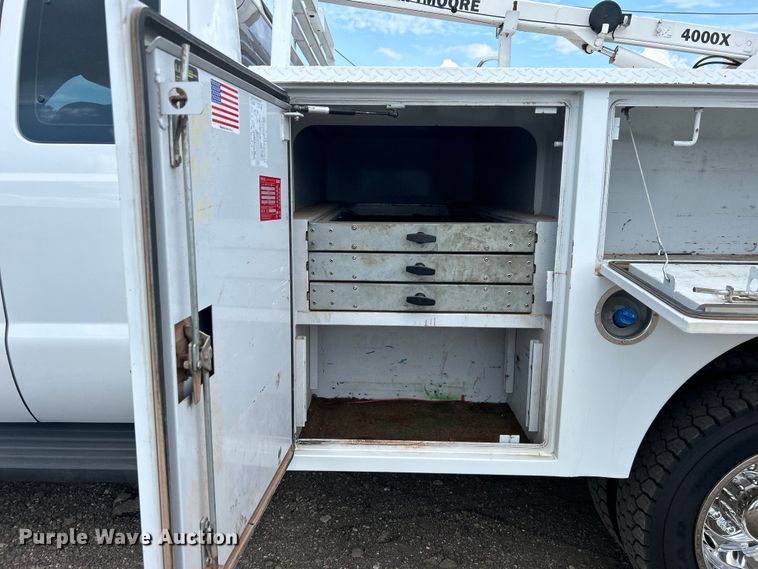 image for item EG0745 2015 Ford F450 Super Duty  SuperCab utility / service truck