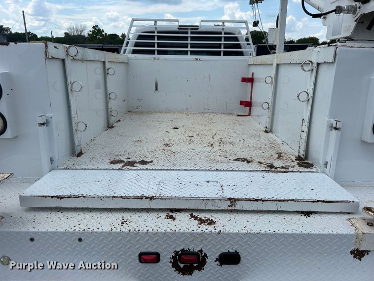 image for item EG0745 2015 Ford F450 Super Duty  SuperCab utility / service truck