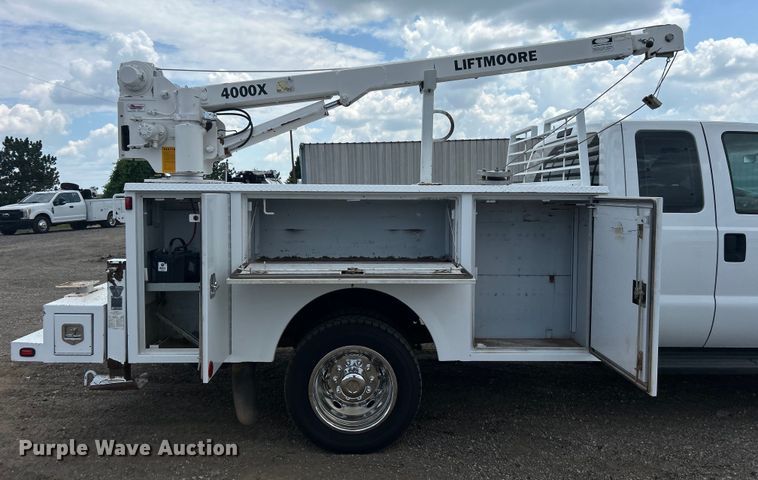 image for item EG0745 2015 Ford F450 Super Duty  SuperCab utility / service truck