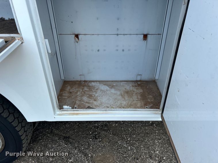 image for item EG0745 2015 Ford F450 Super Duty  SuperCab utility / service truck