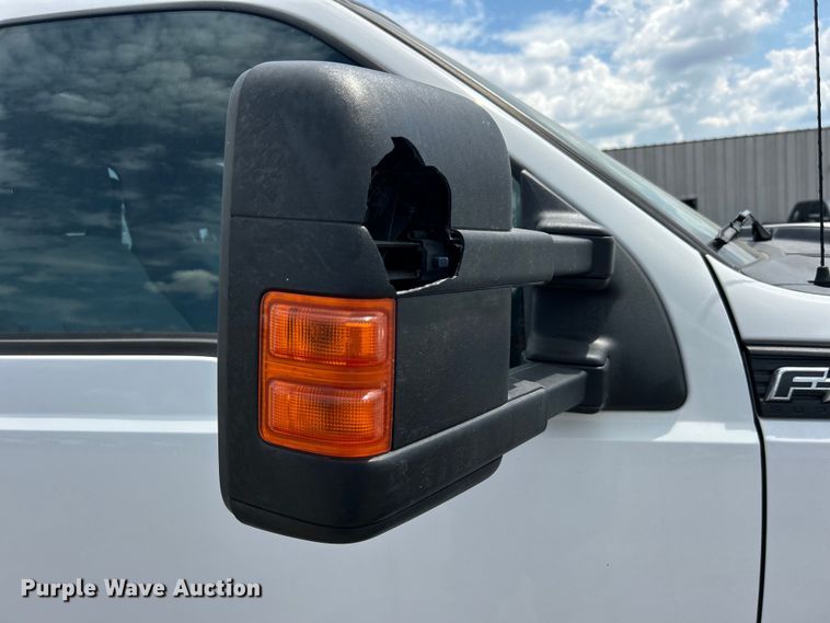 image for item EG0745 2015 Ford F450 Super Duty  SuperCab utility / service truck