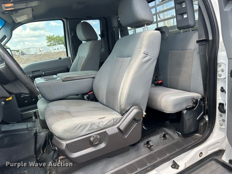 image for item EG0745 2015 Ford F450 Super Duty  SuperCab utility / service truck