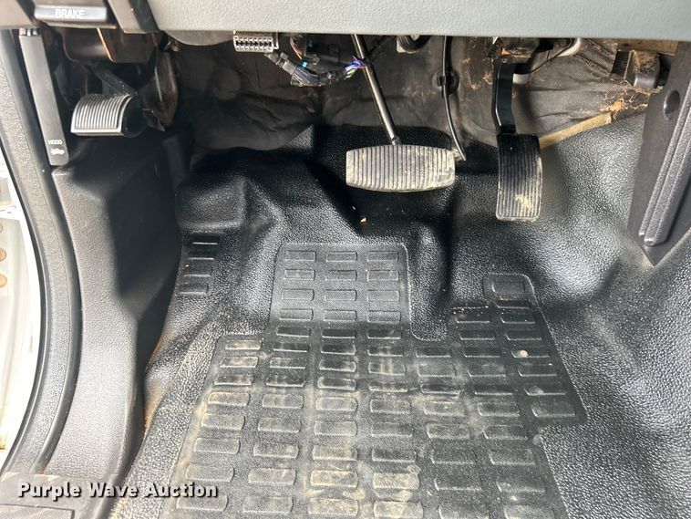 image for item EG0745 2015 Ford F450 Super Duty  SuperCab utility / service truck