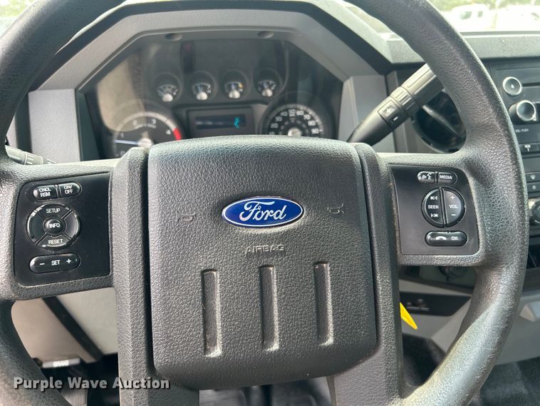 image for item EG0745 2015 Ford F450 Super Duty  SuperCab utility / service truck