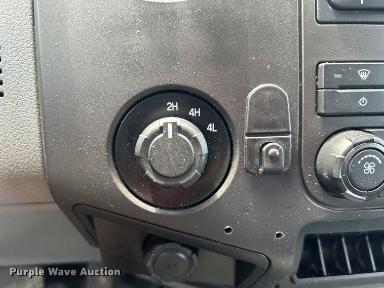 image for item EG0745 2015 Ford F450 Super Duty  SuperCab utility / service truck