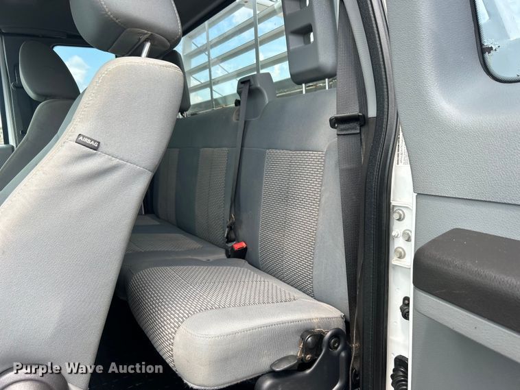 image for item EG0745 2015 Ford F450 Super Duty  SuperCab utility / service truck