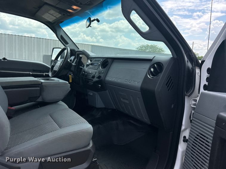 image for item EG0745 2015 Ford F450 Super Duty  SuperCab utility / service truck