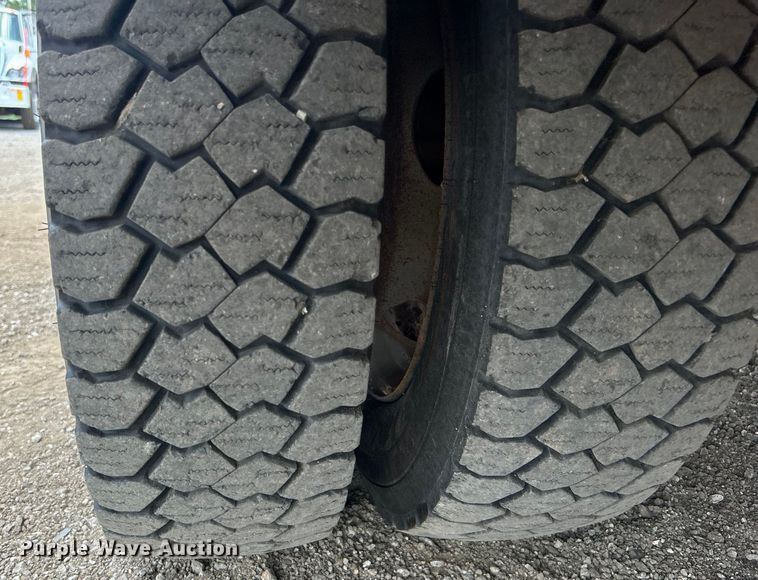 image for item EG0745 2015 Ford F450 Super Duty  SuperCab utility / service truck