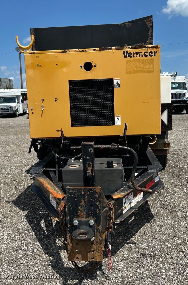 image for item EG0786 2013 Vermeer V800HD vacuum excavator