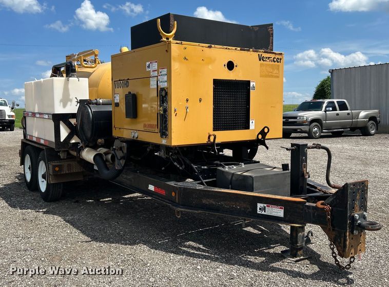 image for item EG0786 2013 Vermeer V800HD vacuum excavator