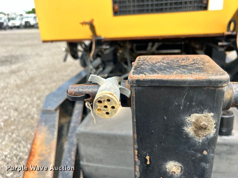 image for item EG0786 2013 Vermeer V800HD vacuum excavator