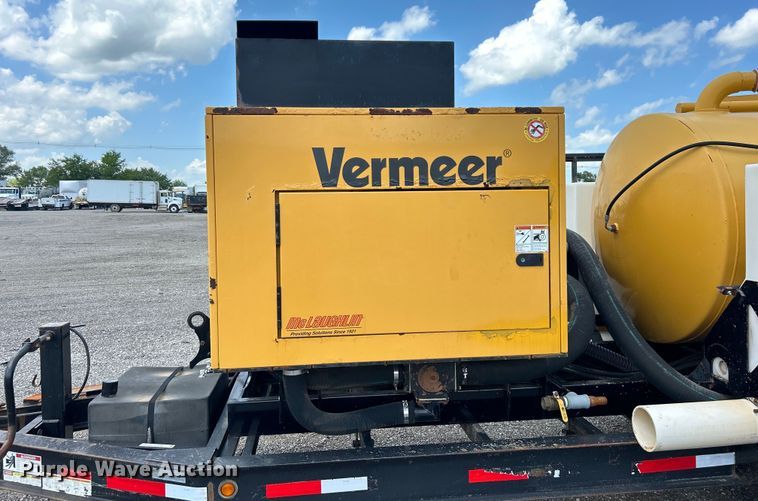 image for item EG0786 2013 Vermeer V800HD vacuum excavator