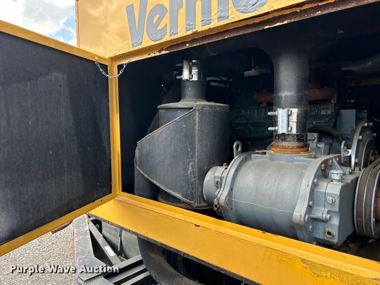 image for item EG0786 2013 Vermeer V800HD vacuum excavator