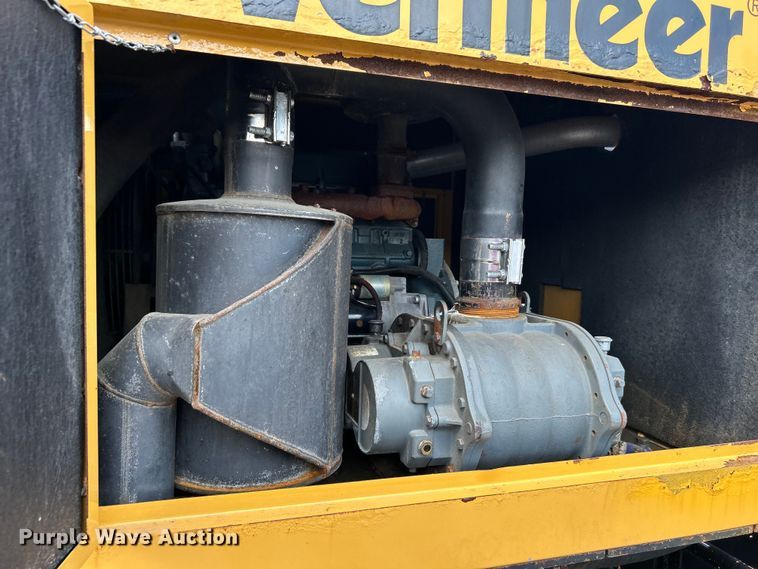 image for item EG0786 2013 Vermeer V800HD vacuum excavator