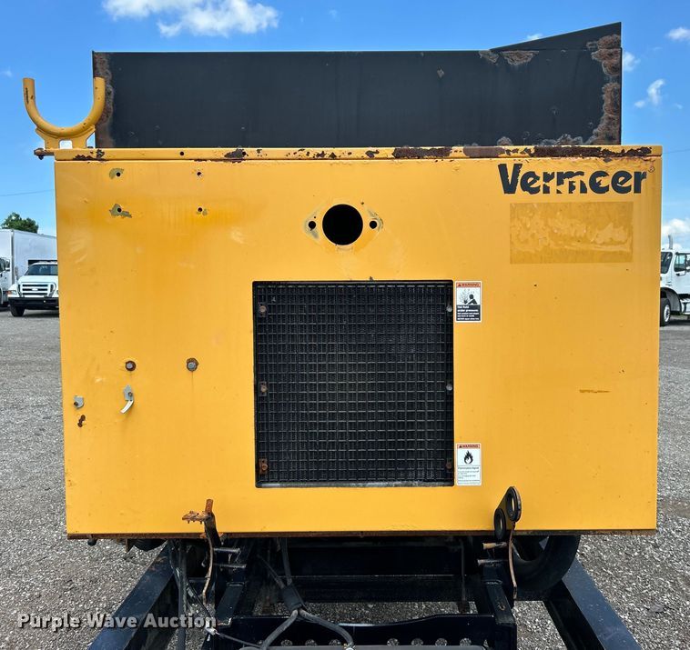 image for item EG0786 2013 Vermeer V800HD vacuum excavator