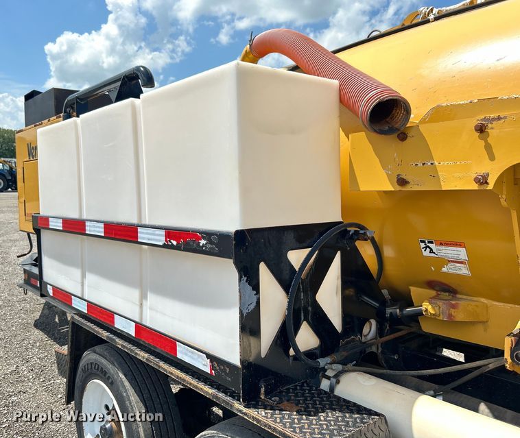 image for item EG0786 2013 Vermeer V800HD vacuum excavator