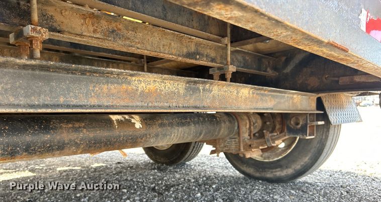 image for item EG0786 2013 Vermeer V800HD vacuum excavator