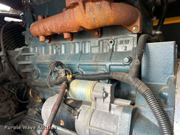 image for item EG0786 2013 Vermeer V800HD vacuum excavator