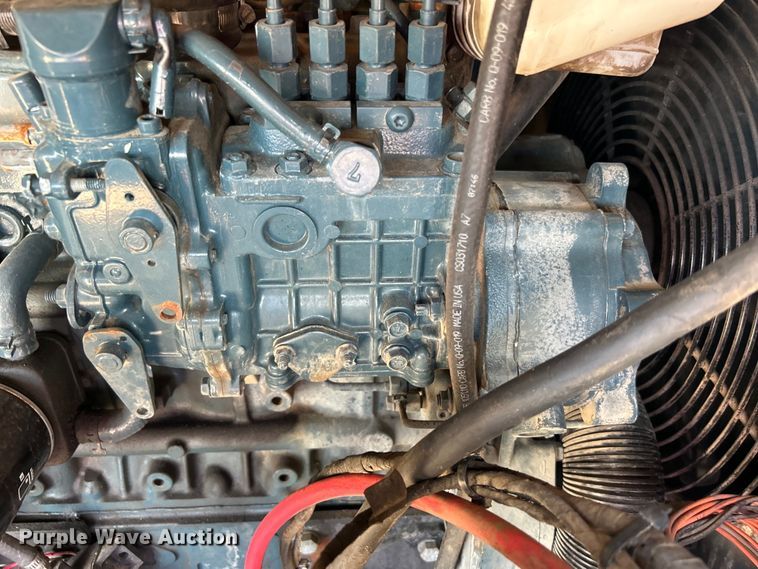 image for item EG0786 2013 Vermeer V800HD vacuum excavator