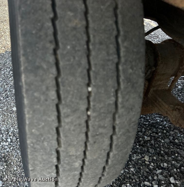 image for item EG0786 2013 Vermeer V800HD vacuum excavator