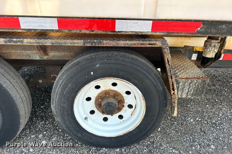 image for item EG0786 2013 Vermeer V800HD vacuum excavator