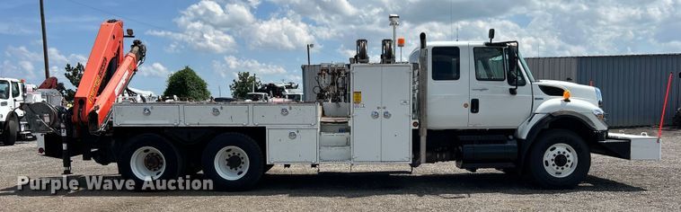 image for item EG0787 2009 International  WorkStar 7400 Crew Cab utility / service truck