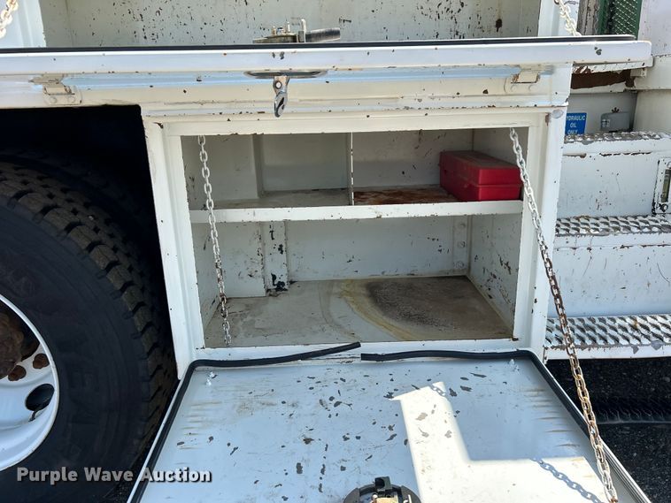 image for item EG0787 2009 International  WorkStar 7400 Crew Cab utility / service truck