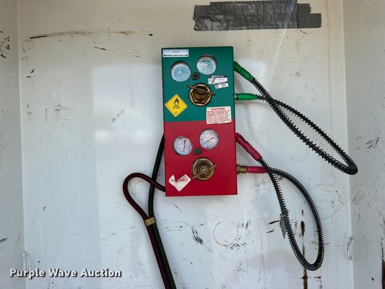 image for item EG0787 2009 International  WorkStar 7400 Crew Cab utility / service truck