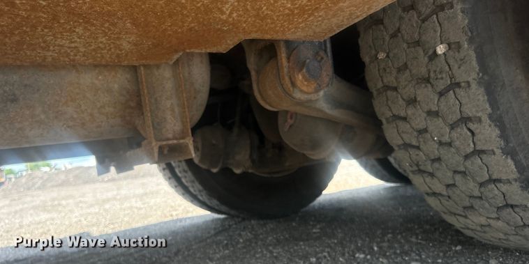 image for item EG0787 2009 International  WorkStar 7400 Crew Cab utility / service truck