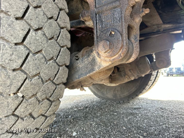 image for item EG0787 2009 International  WorkStar 7400 Crew Cab utility / service truck