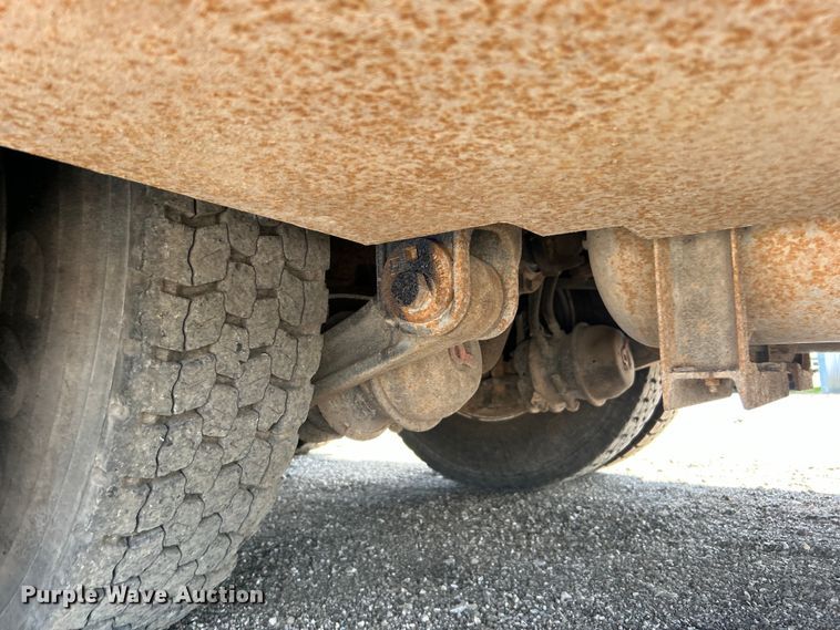 image for item EG0787 2009 International  WorkStar 7400 Crew Cab utility / service truck