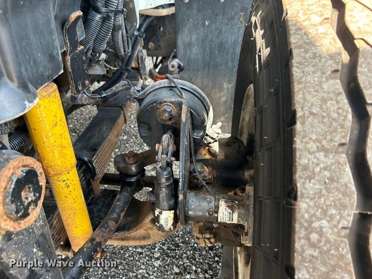 image for item EG0787 2009 International  WorkStar 7400 Crew Cab utility / service truck