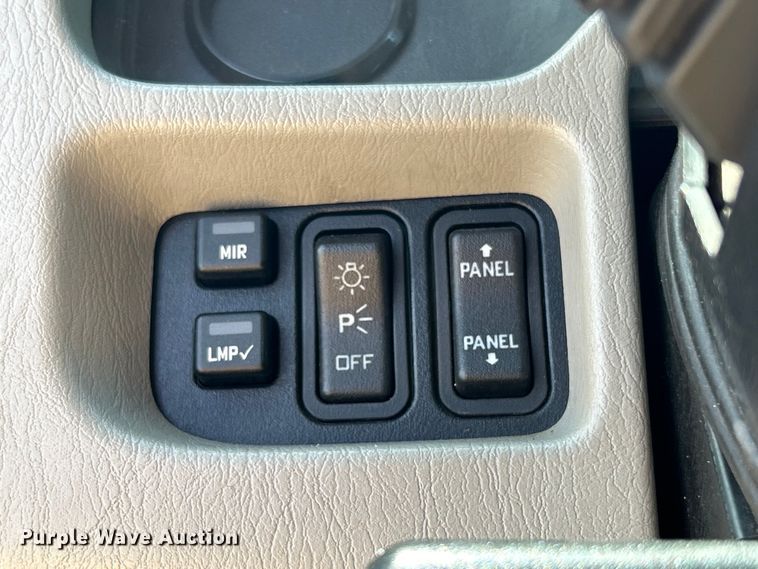 image for item EG0787 2009 International  WorkStar 7400 Crew Cab utility / service truck