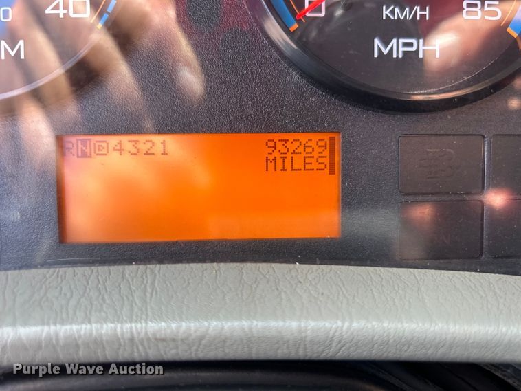 image for item EG0787 2009 International  WorkStar 7400 Crew Cab utility / service truck