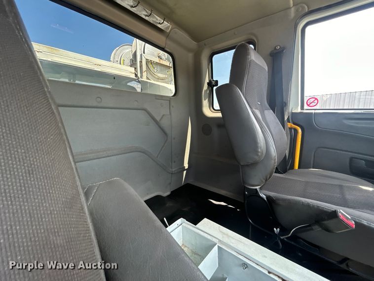 image for item EG0787 2009 International  WorkStar 7400 Crew Cab utility / service truck