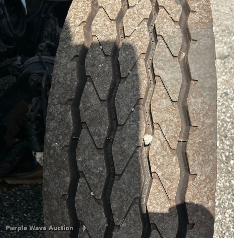 image for item EG0787 2009 International  WorkStar 7400 Crew Cab utility / service truck